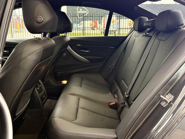 BMW 3-SERIE 330e M-Sport | Head-Up | Cruise | Stoelverwarming | 360 | Leder | Schuif/Kantel | Harman/Kardon |