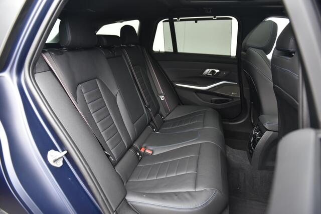 BMW 3-SERIE Touring 330e xDrive | High Executive | M Sport | Panoramadak | Trekhaak