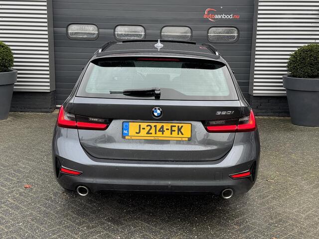 BMW 3-SERIE Touring 320i Executive Edition | Panoramadak | DAB | Carplay | Navigatie | Elektrische Achterklep |