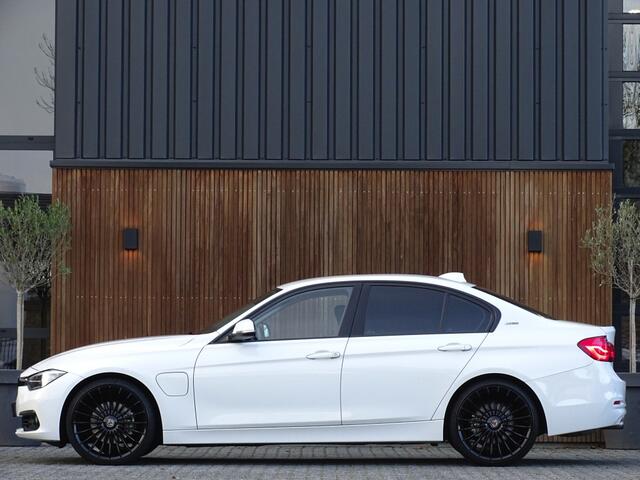 BMW 3-SERIE 330e 252PK automaat / Executive / Alpina / LED *NAP*