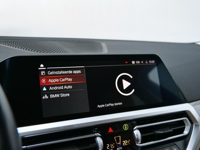BMW 3-SERIE 320i High Executive Edition 184 Pk Automaat Navi / DAB / Camera / Leer / Apple Carplay