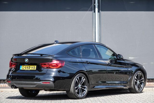 BMW 3-SERIE GT Gran Turismo 320i 184Pk Aut. | High Executive | M-Sport | Achteruitrijcamera | Harman-Kardon | 19''