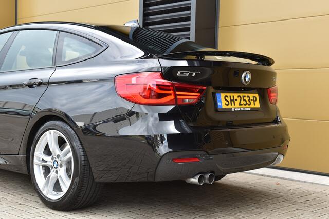 BMW 3-SERIE GT Gran Turismo 320i High Executive * M Sportpakket * Navigatie Professional * LED * Lichtpakket * Dealer onderhouden *