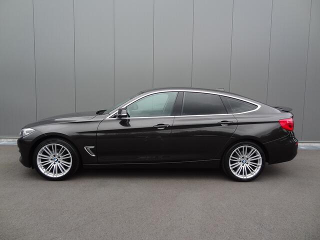 BMW 3-SERIE GT Gran Turismo 320i | LEDEREN SPORTSTOELEN | NAVI |