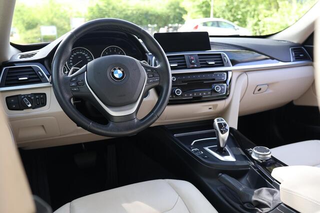 BMW 3-SERIE GT 320i High Executive Org.NL | Luxury Line | Leer | Navi Pro | Hifi audio | LED | Camera | Elektrische trekhaak | stoelverwarming | etc.