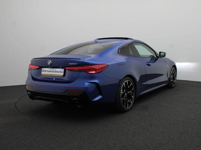 BMW 4-SERIE Coupé 420i | M Sportpakket Pro | Innovation Pack | Comfort Pack | Schuifdak | Comfort Access | Driving Assistant Professional | DAB | HiFi| 19''