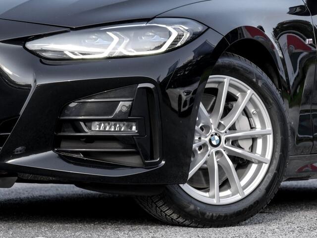 BMW 4-SERIE Cabrio 430i M-Sport ACC HEAD-UP LIVE COCKPIT SPORTSTOELEN STOELVERWARMING STUURVERWARMING