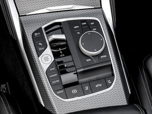 BMW 4-SERIE Cabrio 430i M-Sport ACC HEAD-UP LIVE COCKPIT SPORTSTOELEN STOELVERWARMING STUURVERWARMING