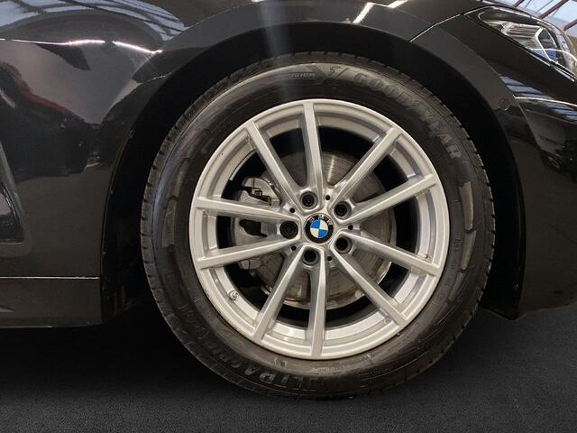 BMW 4-SERIE Cabrio 420d M-Sport ACC HEAD-UP LIVE COCKPIT SPORTSTOELEN STOELVERWARMING STUURVERWARMING