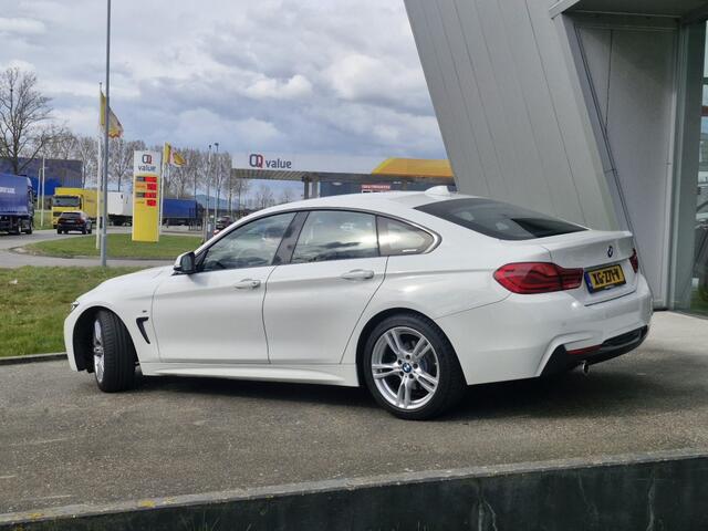 BMW 4-SERIE 418i Executive M Sport