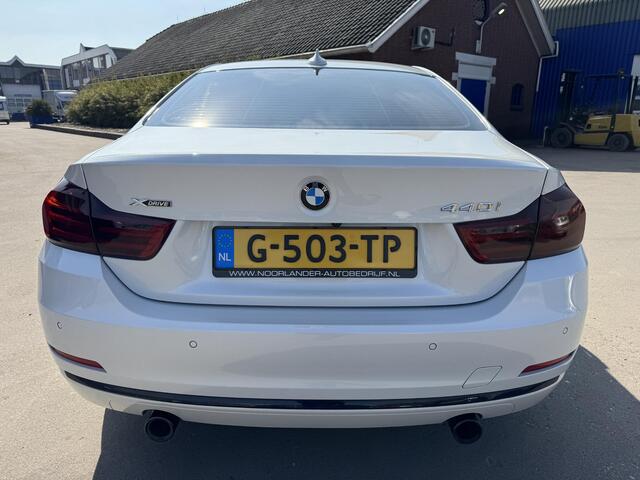 BMW 4-SERIE Coupé 440i xDrive High Executive