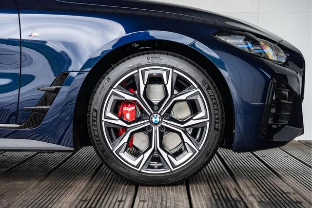 BMW 4-SERIE Gran Coupe 430i | High Executive | M Sportpakket Pro | Safety Pack | Personal CoPilot Pack
