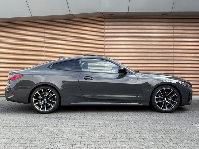 BMW 4-SERIE Coupé 420i High Executive M-Pakket Head-Up / Schuifdak / Night Pakket / Laser Led / Leer