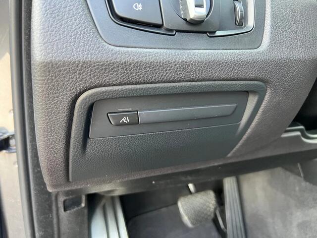 BMW 4-SERIE 420i Cabrio | M Sport | Nekverwarming | Trekhaak | Leder | Memory