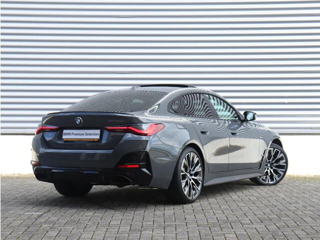 BMW 4-SERIE Gran Coupé M440i xDrive | High Executive | M Sportpakket Pro | Panodak | Trekhaak | Driving Assistant Prof. | Stoelventilatie | Harman Kardon | Head-Up | Parking Assistant Plus | 20'' LMV