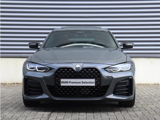 BMW 4-SERIE Gran Coupé M440i xDrive | High Executive | M Sportpakket Pro | Panodak | Trekhaak | Driving Assistant Prof. | Stoelventilatie | Harman Kardon | Head-Up | Parking Assistant Plus | 20'' LMV