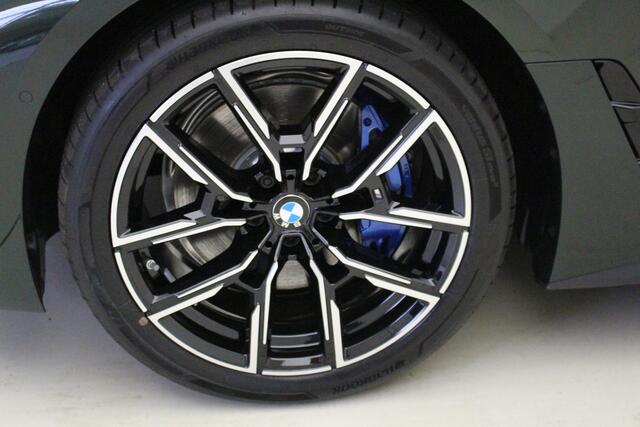 BMW 4-SERIE Gran Coupé 420i M-Sport Pro | CoPilot | Trekhaak | | 19" | Schuifdak | Nu voor 51.895,-