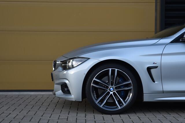 BMW 4-SERIE Coupé 420i High Executive * M-Sportpakket * Achteruitrijcamera * 19'LM *