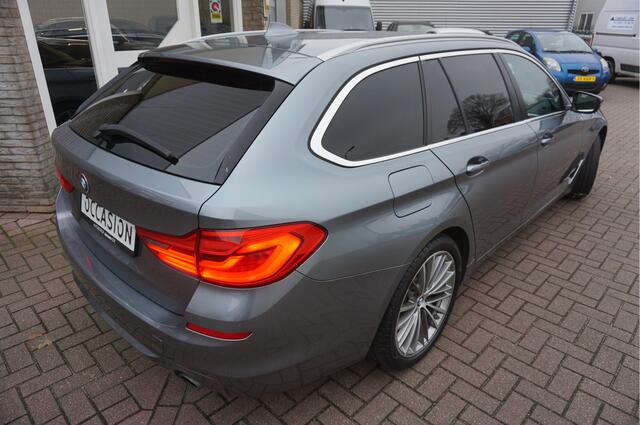 BMW 5-SERIE Touring 530I High Executive Automaat