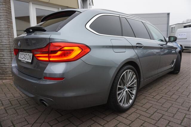 BMW 5-SERIE Touring 530I High Executive Automaat