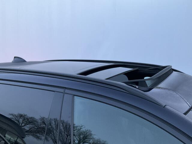 BMW 5-SERIE Touring 520D 191pk High Executive M-sport Pano.dak Trekhaak(2000kg)