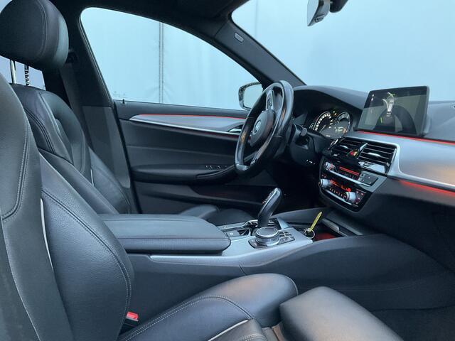 BMW 5-SERIE Touring 520D 191pk High Executive M-sport Pano.dak Trekhaak(2000kg)