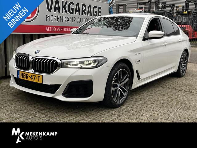 BMW 5-SERIE 530e Business Edition Plus M Sport 18"/Panoramadak/Camera/Stoelverwarming + memory/PDC v+a/LED/Trekhaak