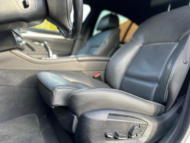 BMW 5-SERIE 520i sedan High Executive Luxury Line Navigatie professional C