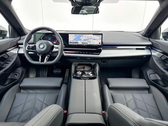 BMW 5-SERIE Touring 530e