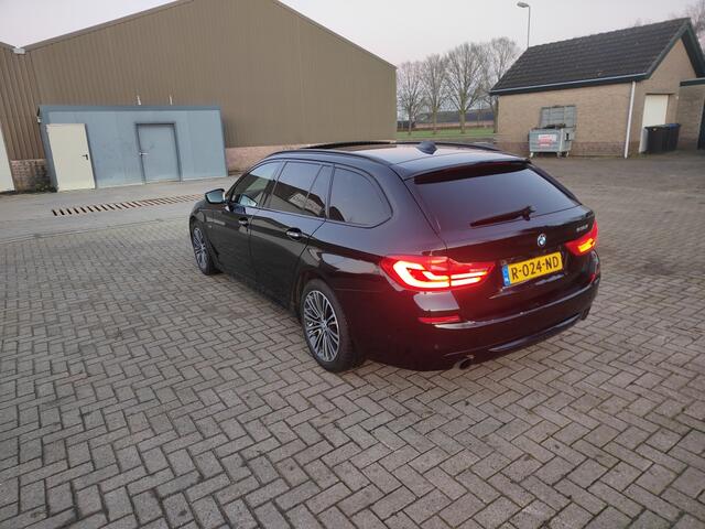 BMW 5-SERIE 530i High Exe