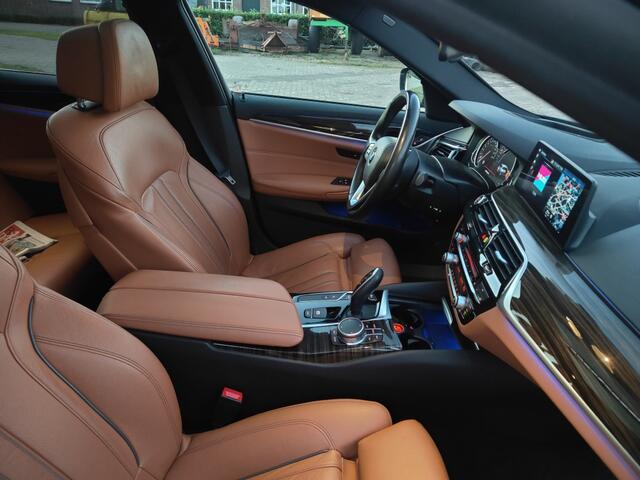 BMW 5-SERIE 530i High Exe