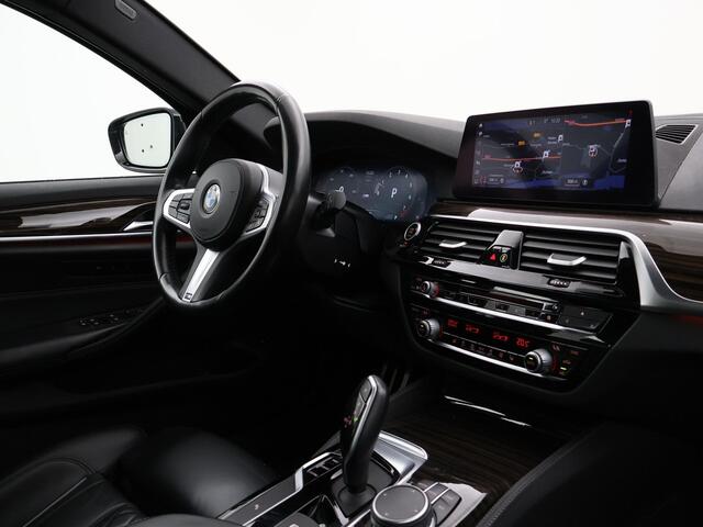BMW 5-SERIE Touring 520i 184 PK M-SPORT H.E. AUT. *ALMANDINBRAUN* + PANORAMA | NAPPA LEDER | HEAD-UP | 19 INCH