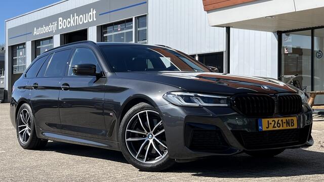 BMW 5-SERIE 520i High Executive | M-Sport | Leer | Camera