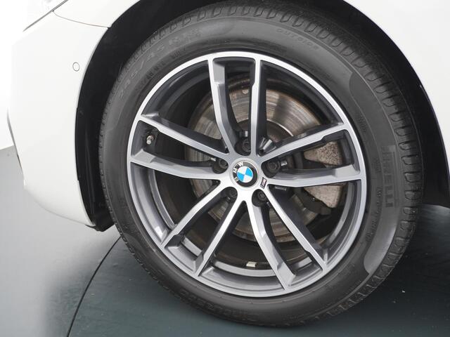 BMW 5-SERIE 520i High Executive Edition M Pakket Leder Schuifdak Memory