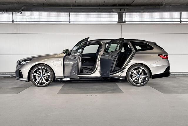 BMW 5-SERIE Touring 530e