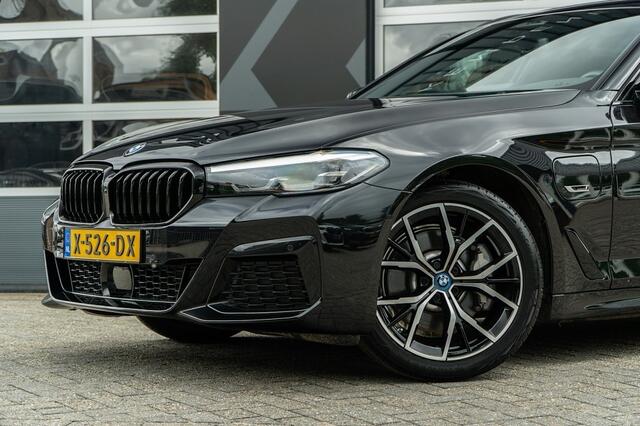 BMW 5-SERIE 530 530e Business Edition Plus | M Sport | Leder | Camera | ACC | Trekhaak | 19 Inch |