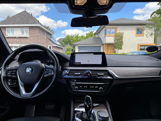 BMW 5-SERIE 540i xDrive High Executive 18 INCH M PAKKET LEDER CRUISE HEAD UP