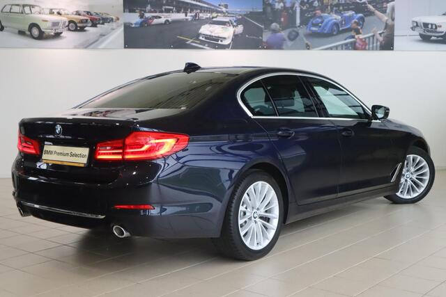 BMW 5-SERIE Sedan 520i | High Executive | Luxury-Line | Comfortstoelen | Stoelventilatie