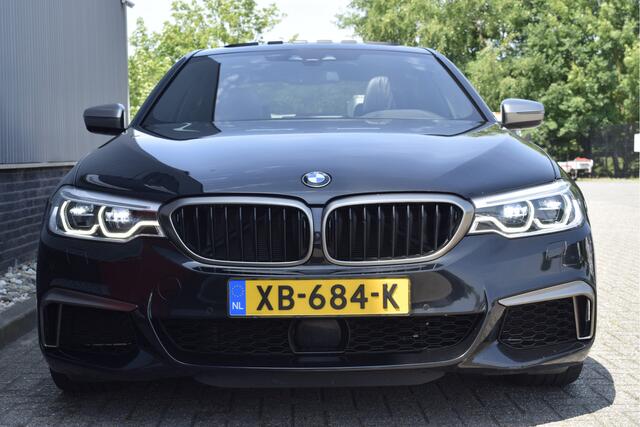 BMW 5-SERIE M550i xDrive High Executive Full option!