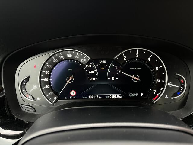 BMW 5-SERIE Touring 540i xDrive High Executive Memory AUT. | Navi | Camera | Leer | 19'' LMV | Head-up