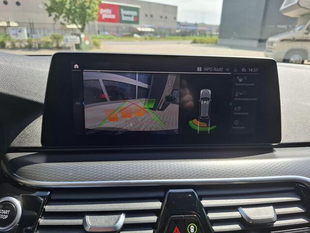 BMW 5-SERIE Touring 530e M-uitvoering/ Trekhaak