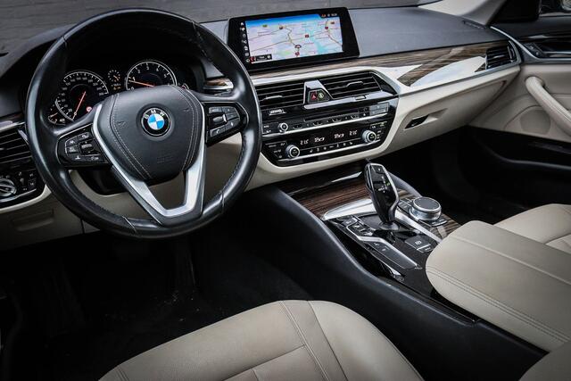 BMW 5-SERIE Touring 530i xDrive High Executive Net binnen; Jouw droomauto?