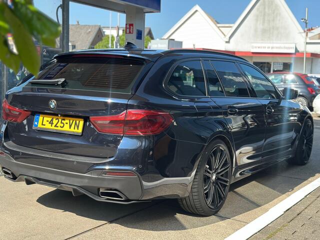 BMW 5-SERIE Touring 540i xDrive High Executive | Pano | Elektr. stoelen