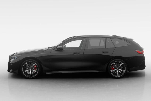 BMW 5-SERIE Touring 520i | M Sport Pro | Innovation Pack | Travel Pack | Comfort Pack | Trekhaak