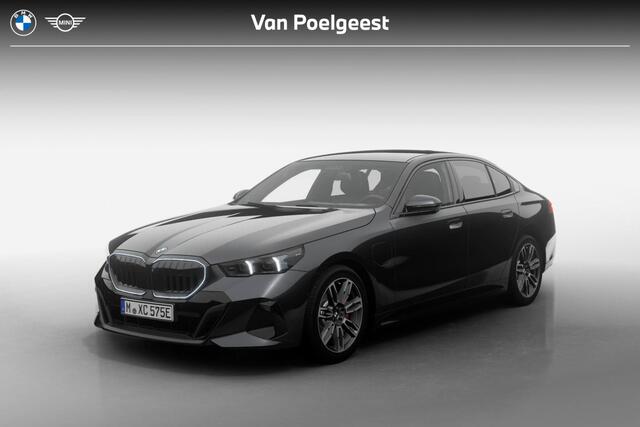 BMW 5-SERIE Sedan 530e M Sport Edition | M Sport Pro | Innovation Pack | Travel Pack | Comfort Pack