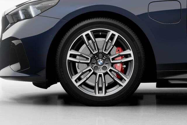 BMW 5-SERIE Sedan 530e M Sport Edition | M Sport Pro | Innovation Pack | Comfort Pack | Travel Pack