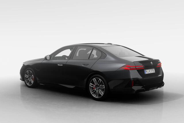 BMW 5-SERIE Sedan 530e M Sport Edition | M Sport Pro | Innovation Pack | Travel Pack | Comfort Pack