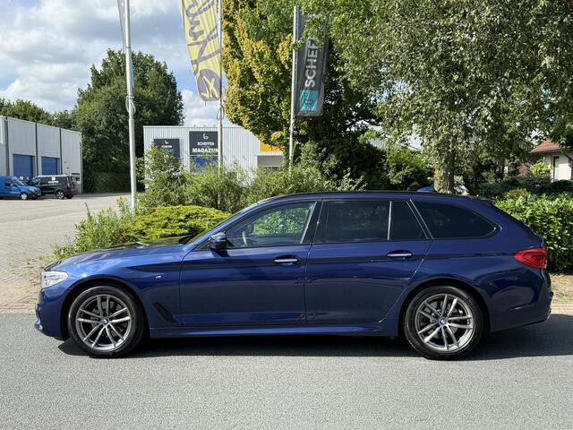 BMW 5-SERIE Touring 520i M-Sport 184PK AutomaatoACCoTrekhaak