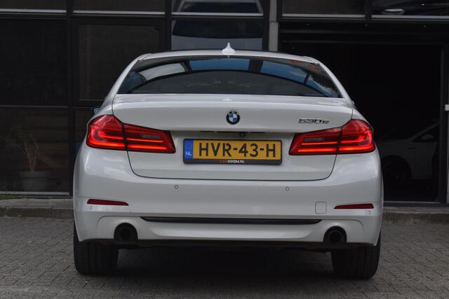 BMW 5-SERIE 530e High Executive Pano Leder Sfeer Camera