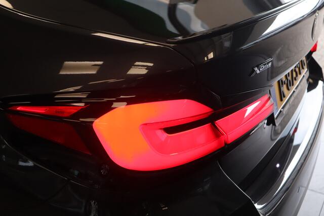 BMW 5-SERIE 545e xDrive High Executive Edition M-sport Schuif/kantel dak Harman/Kardon